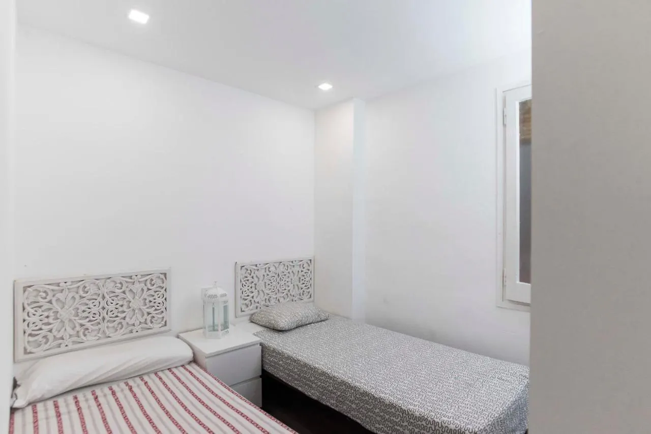 Your Home - Mar Bella Beach Apartment Barcellona 0*,